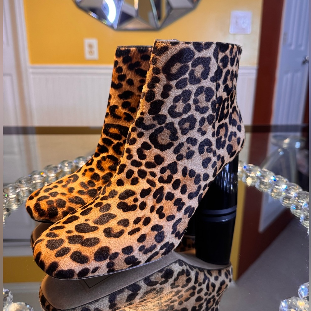 NWOTB Kate Spade Leopard Print Haircalf Rudy Boots, US 7 M - Picture 3 of 13